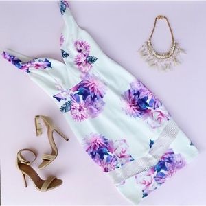 L’atiste Fitted Floral Midi Dress